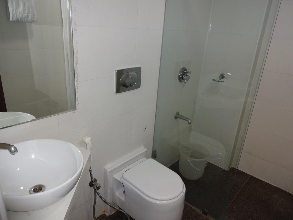 Continental Park Hotel Vijayawada Phòng bức ảnh