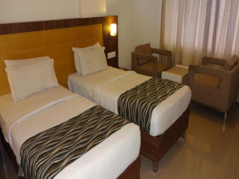 Continental Park Hotel Vijayawada Ngoại thất bức ảnh