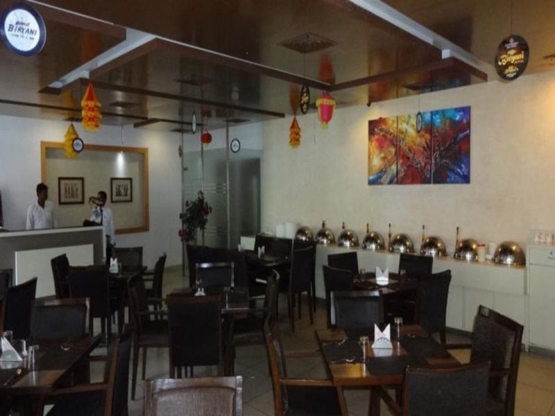 Continental Park Hotel Vijayawada Ngoại thất bức ảnh