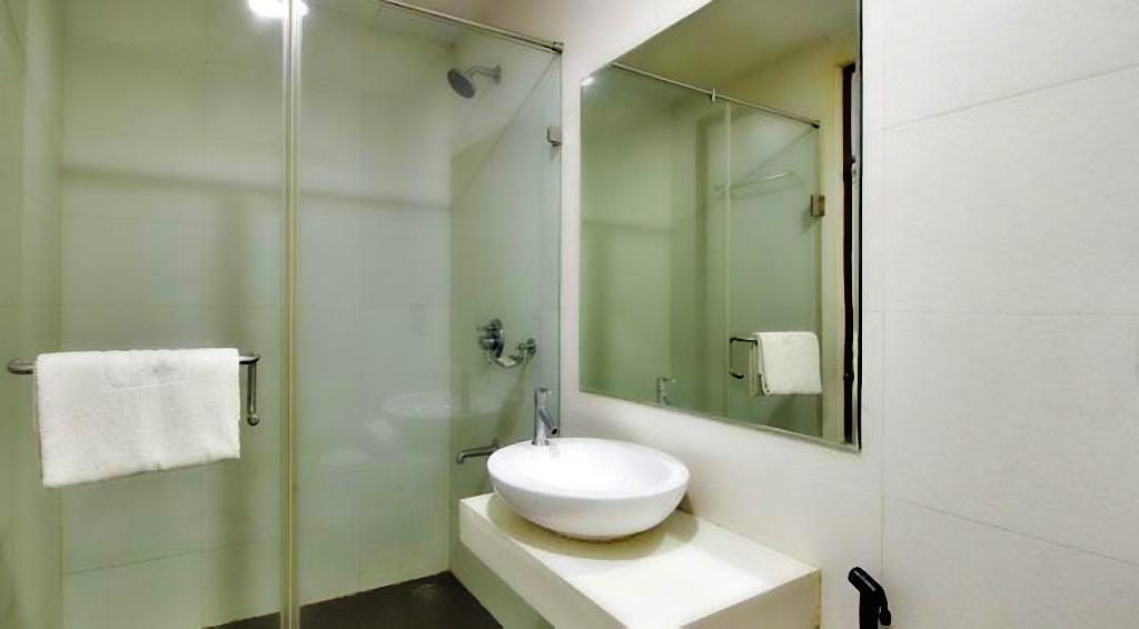 Continental Park Hotel Vijayawada Ngoại thất bức ảnh