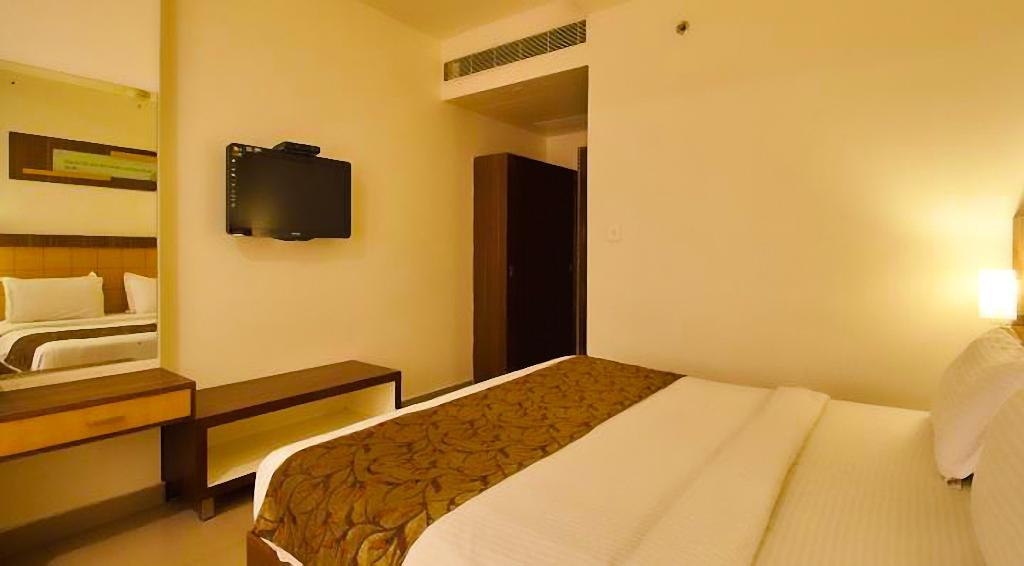 Continental Park Hotel Vijayawada Ngoại thất bức ảnh