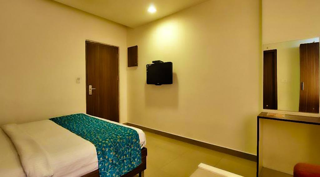 Continental Park Hotel Vijayawada Ngoại thất bức ảnh