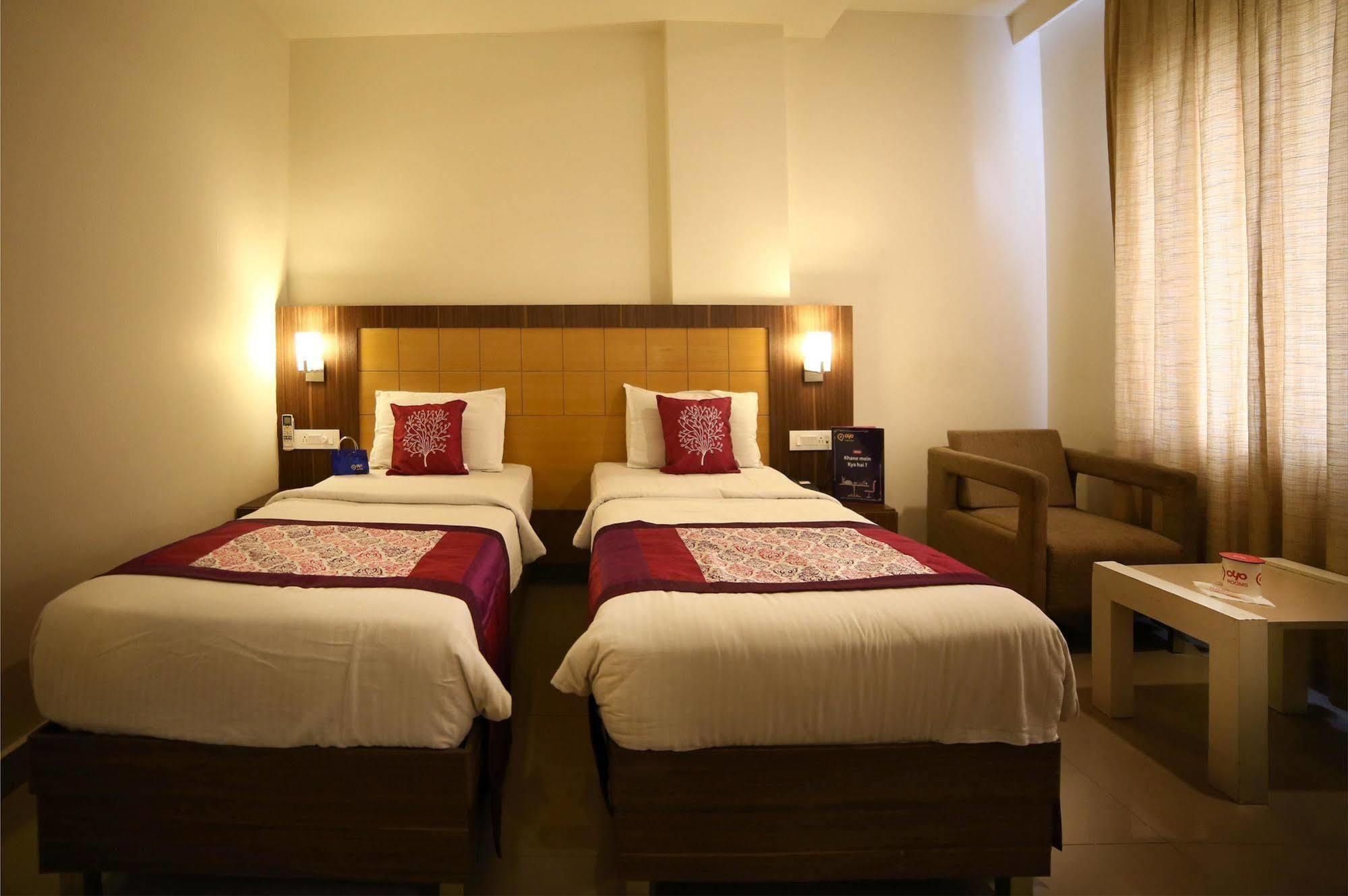 Continental Park Hotel Vijayawada Ngoại thất bức ảnh
